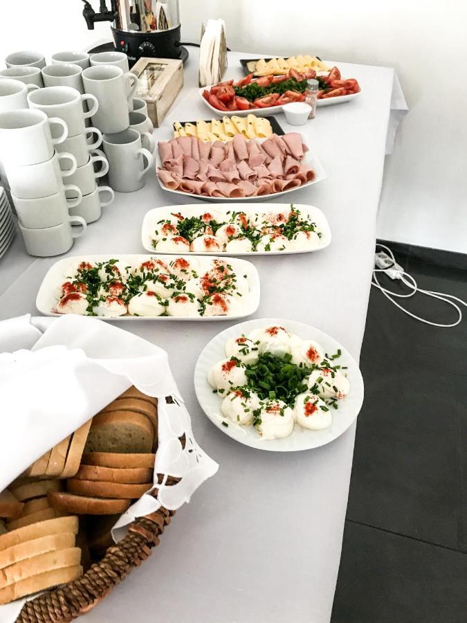 Pensjonat Koliber Sobków Zewnętrze zdjęcie