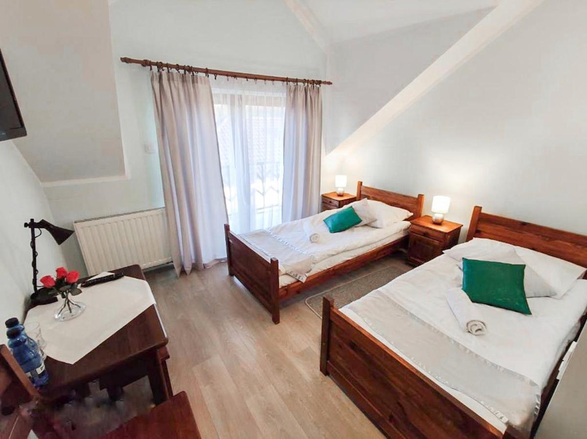 Pensjonat Koliber Sobków Zewnętrze zdjęcie