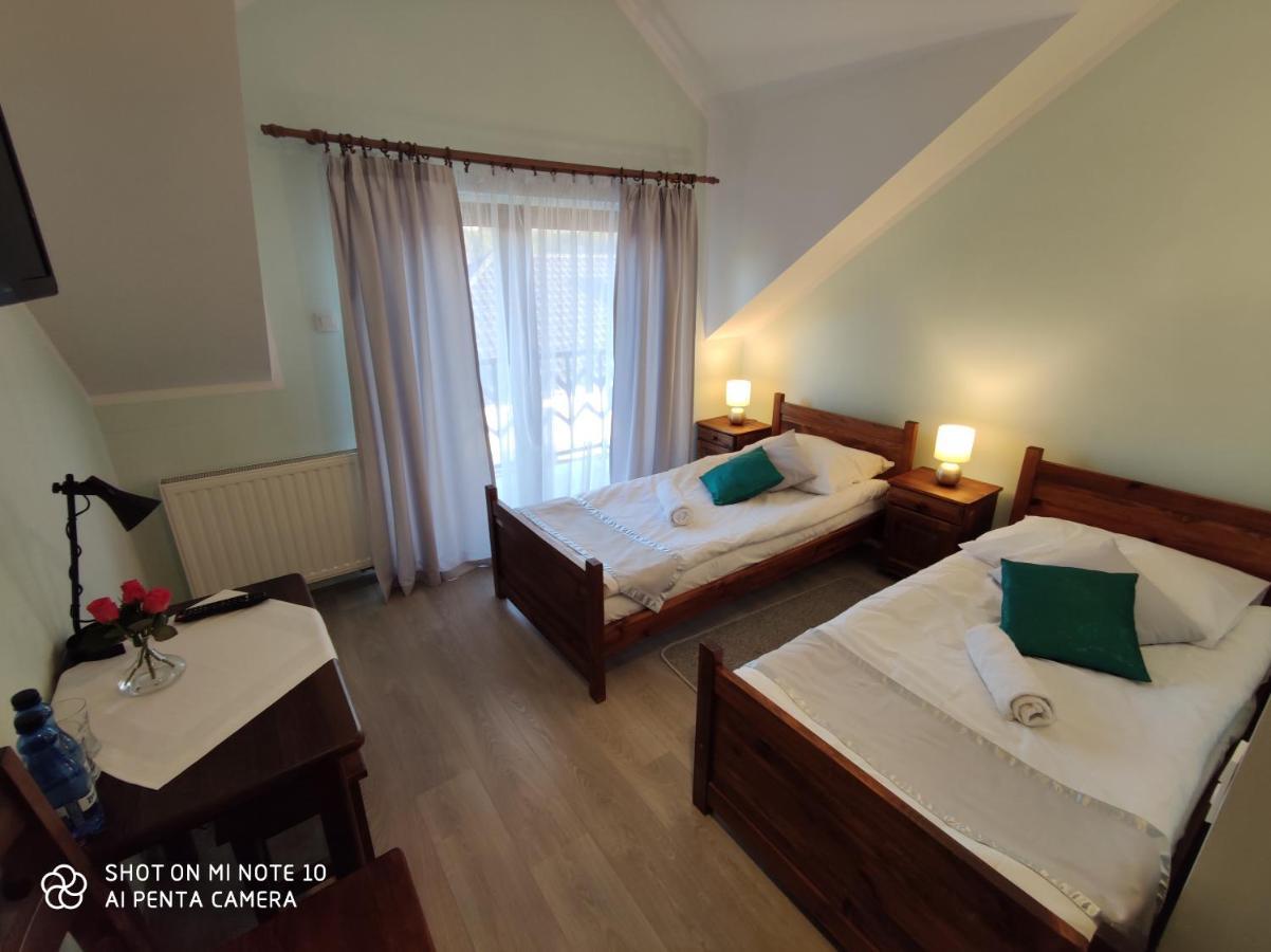 Pensjonat Koliber Sobków Zewnętrze zdjęcie